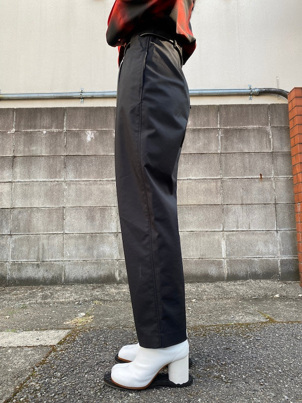 ロープベルトパンツ