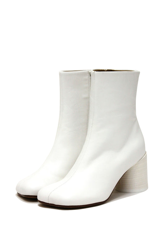 ショートブーツ