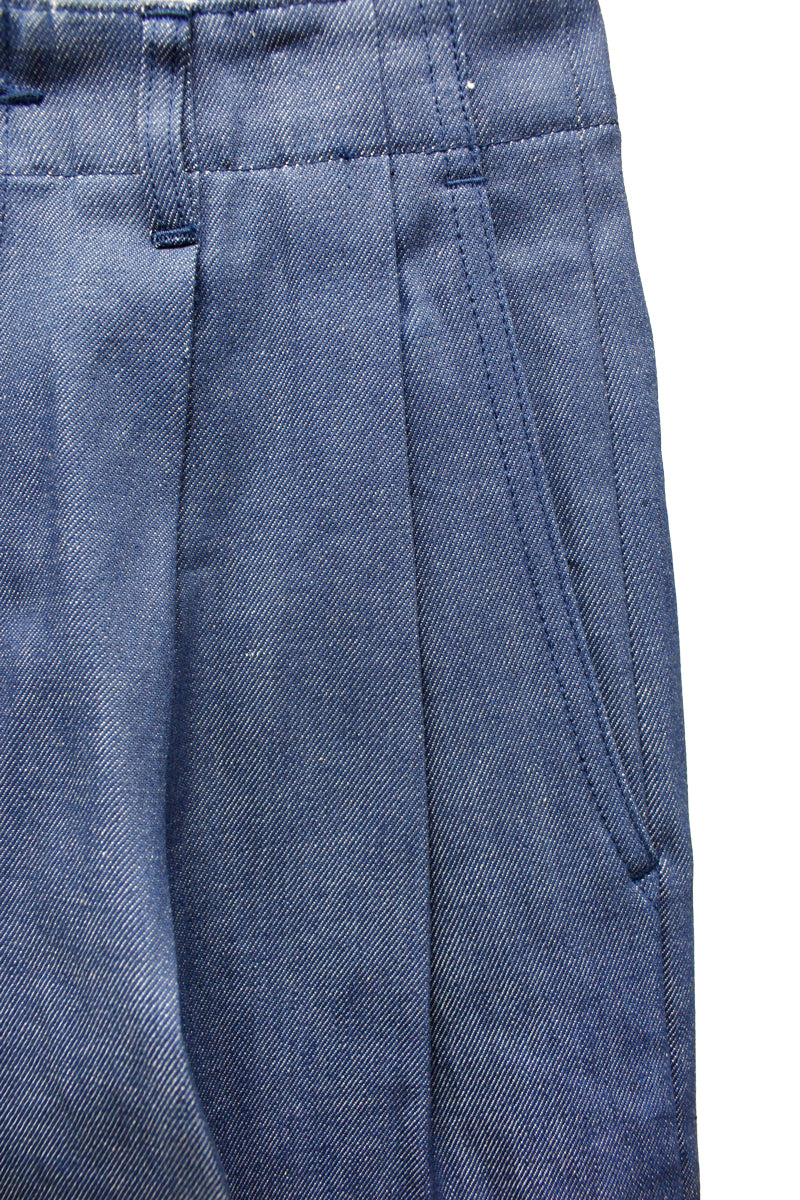TUCK WIDE DENIM PANTS