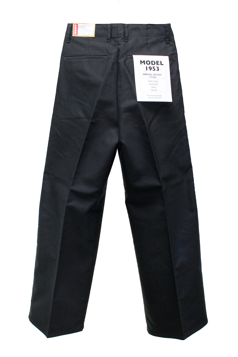 TUCK WIDE PANTS