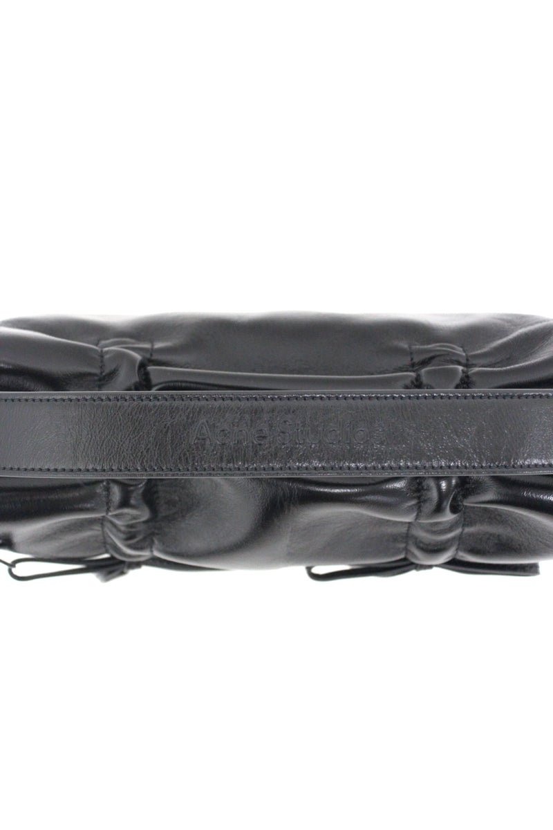 マルチポケットバッグ