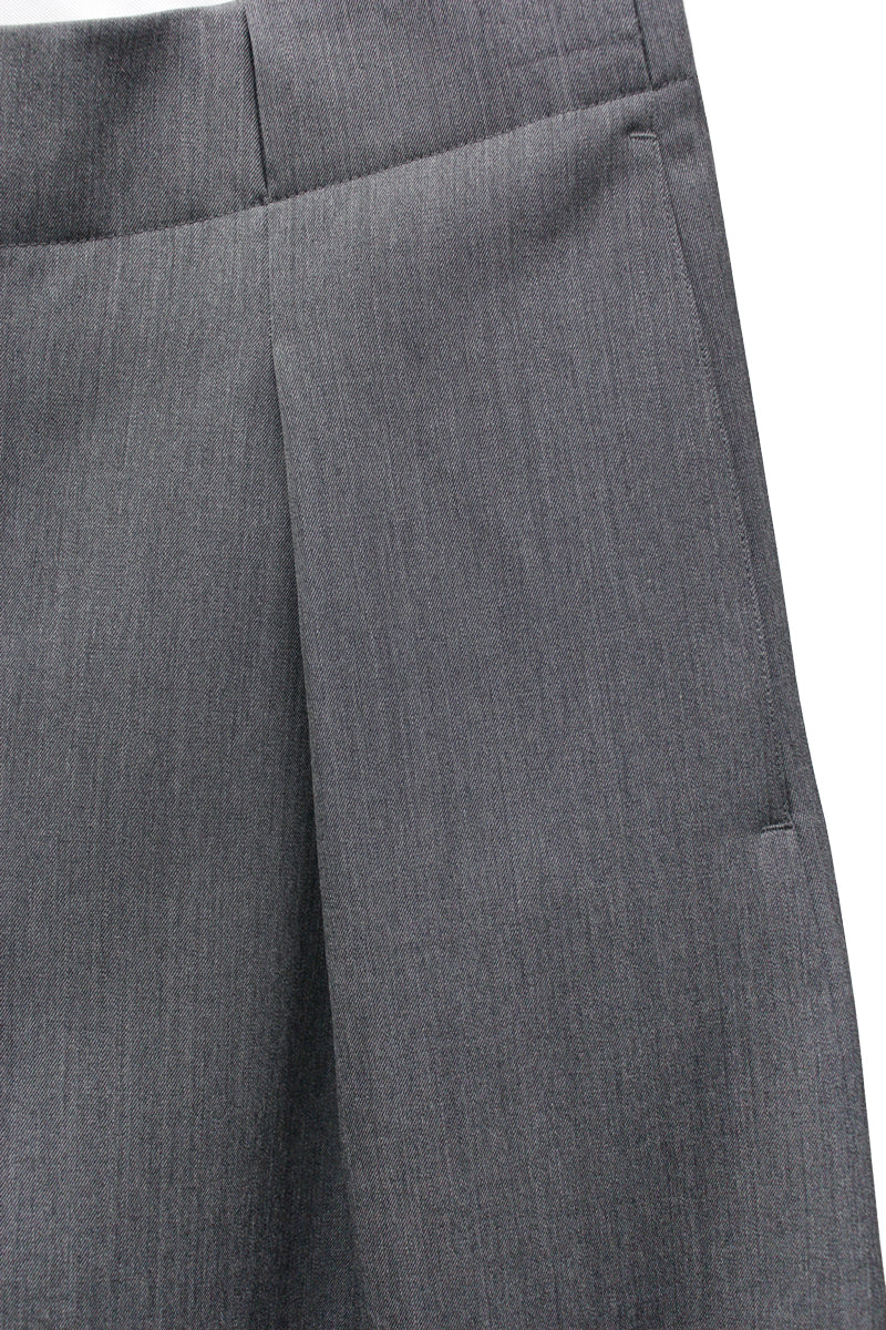 PLEATED TROUSER