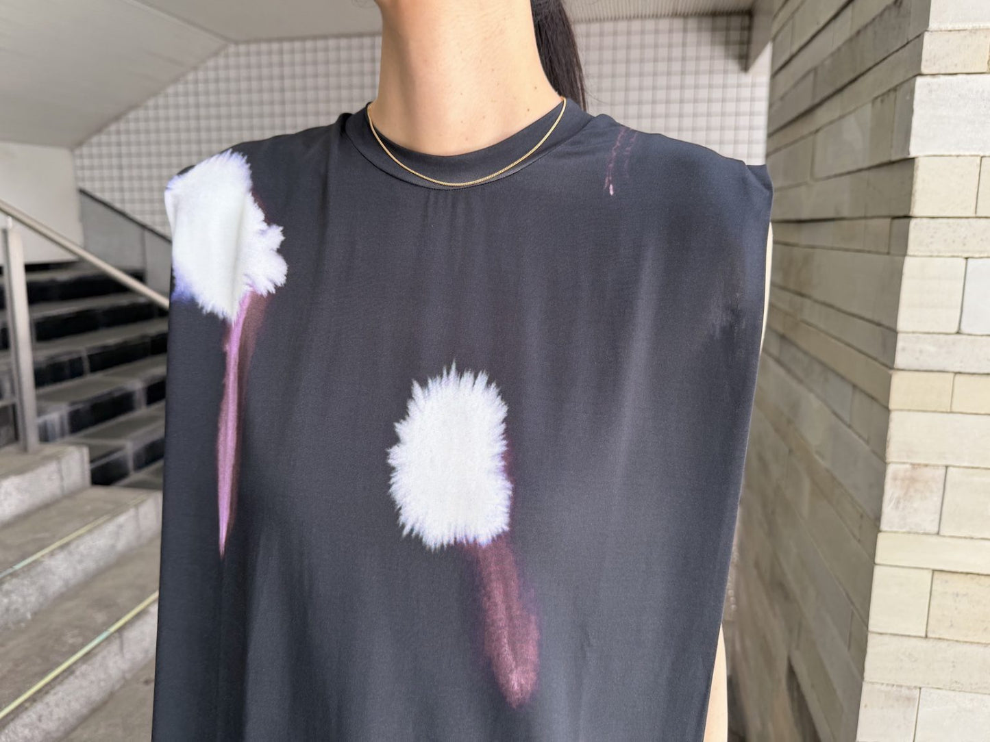 TABANSIR SLEEVELESS TOP