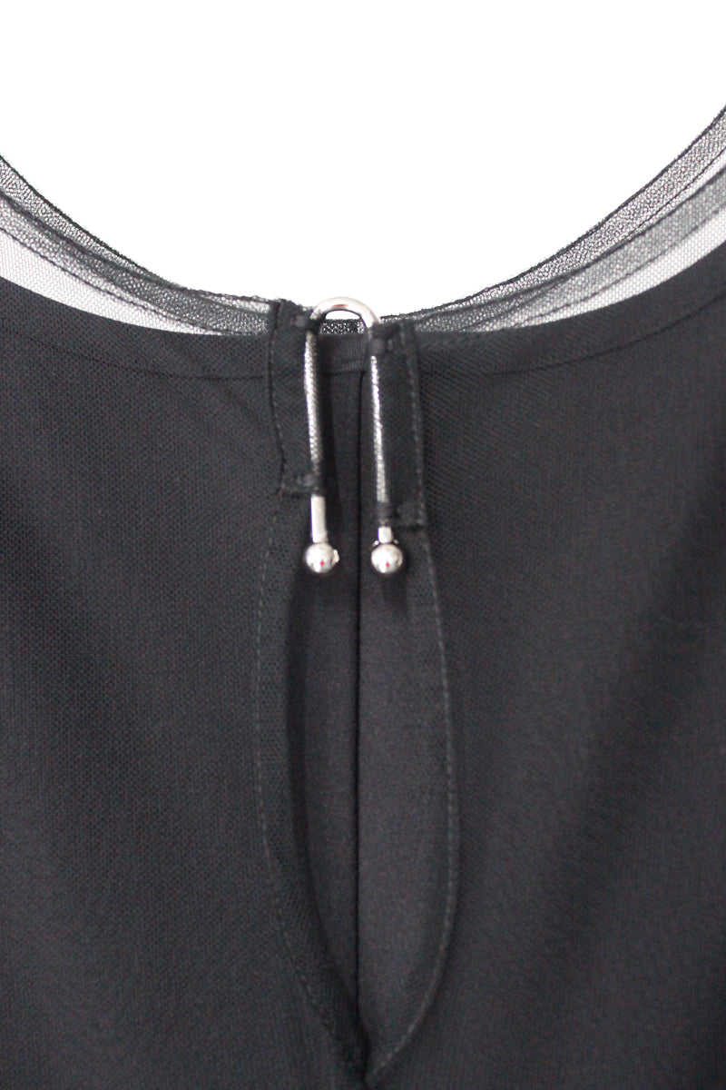 チュールワンピース