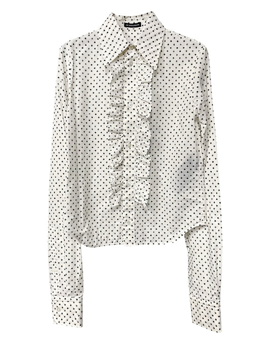 ラッフルブラウス