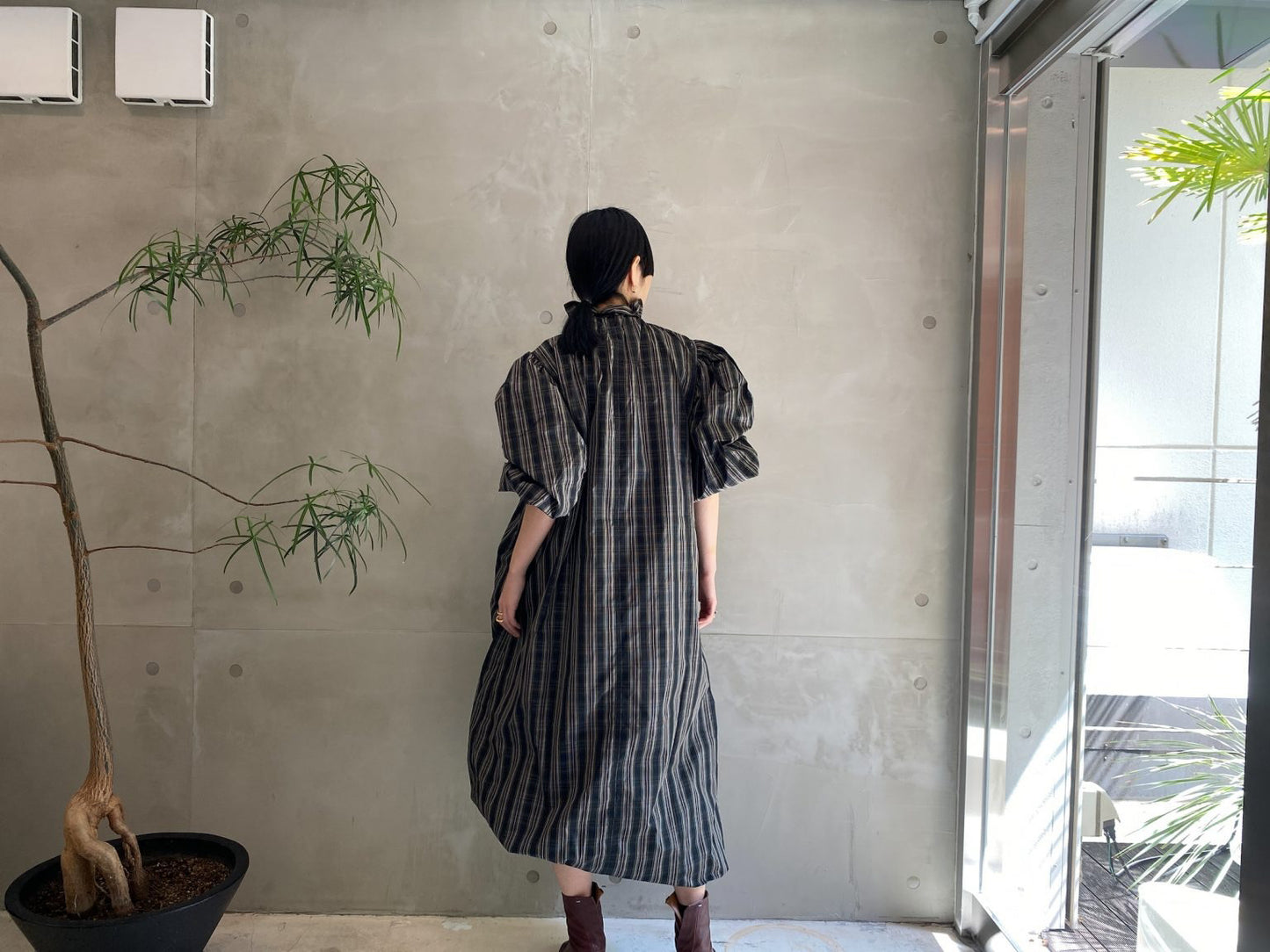チェック柄パフスリーブワンピース【23AW】
