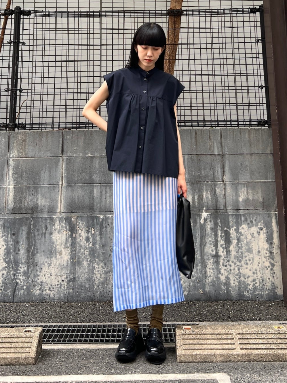 ストライプ柄スカート