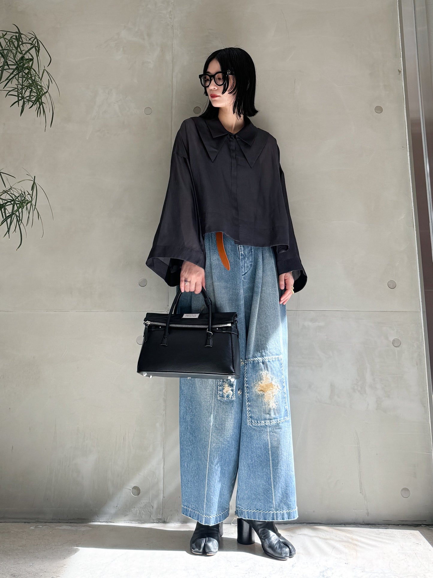 デニムタックパンツ