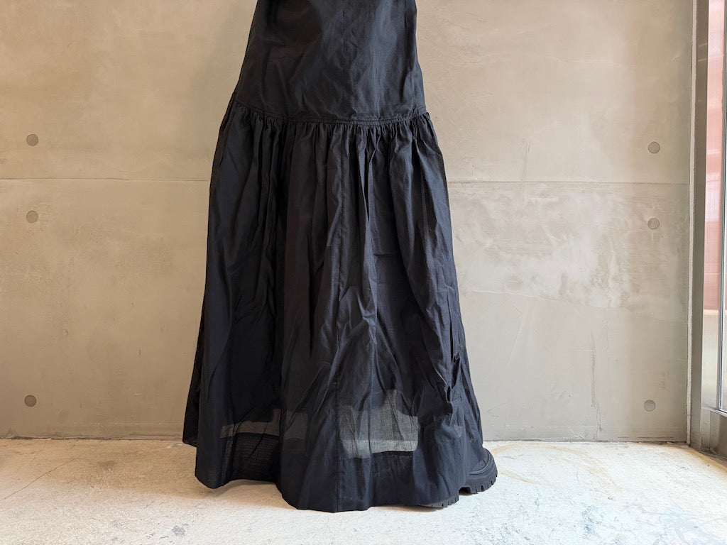 SLEEVELESS LONG DRESS