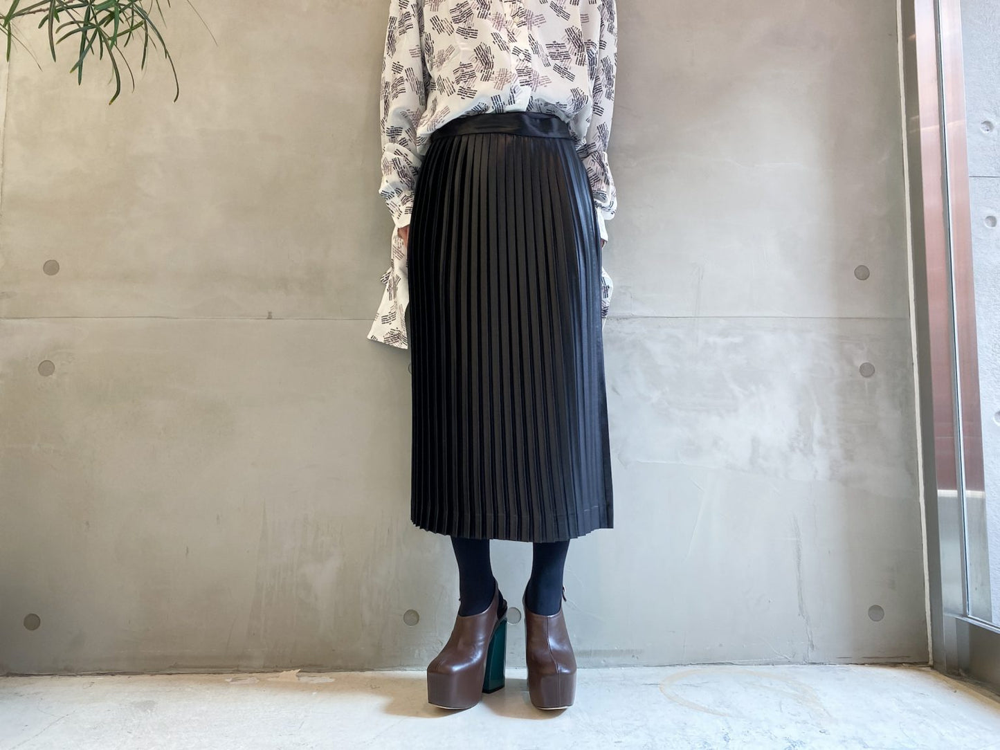 LETHER SATIN スカート