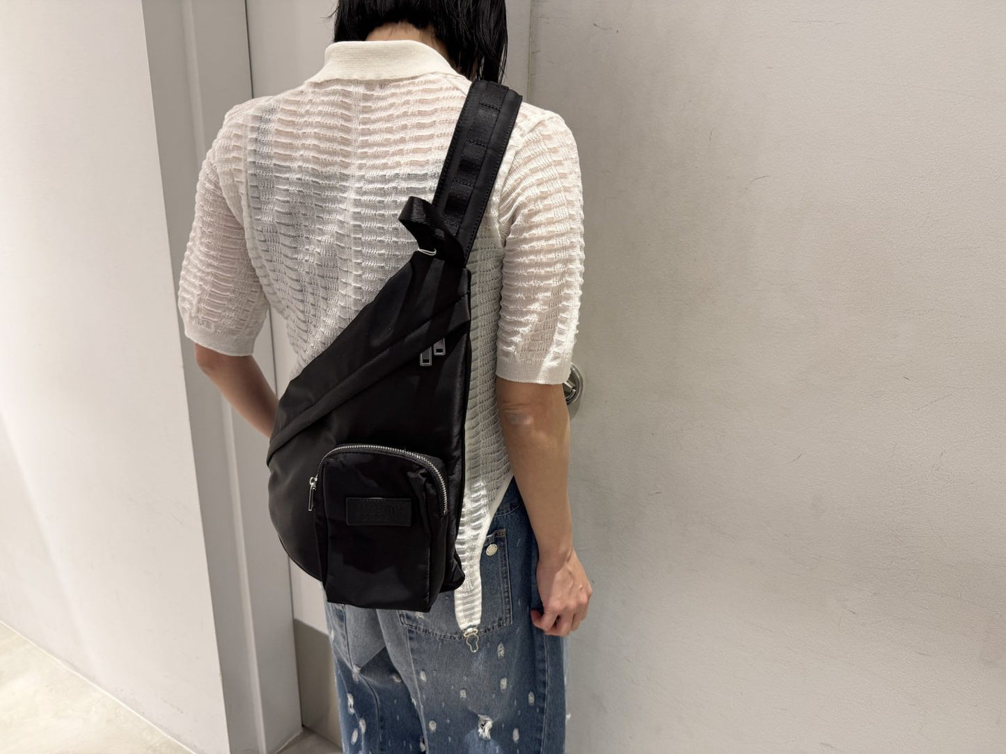 スリングバックパック