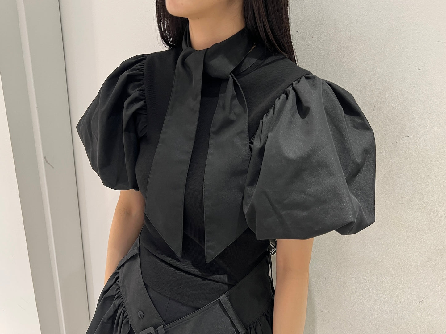 BELTED FLARE PUFF TOP【25AW】