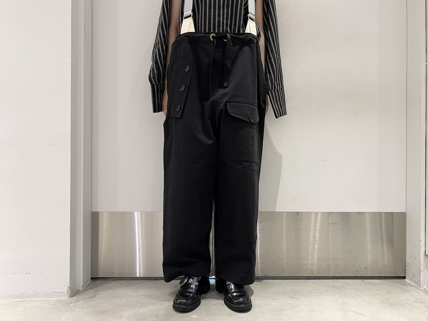 ロイヤルネイビーパンツ【25AW】