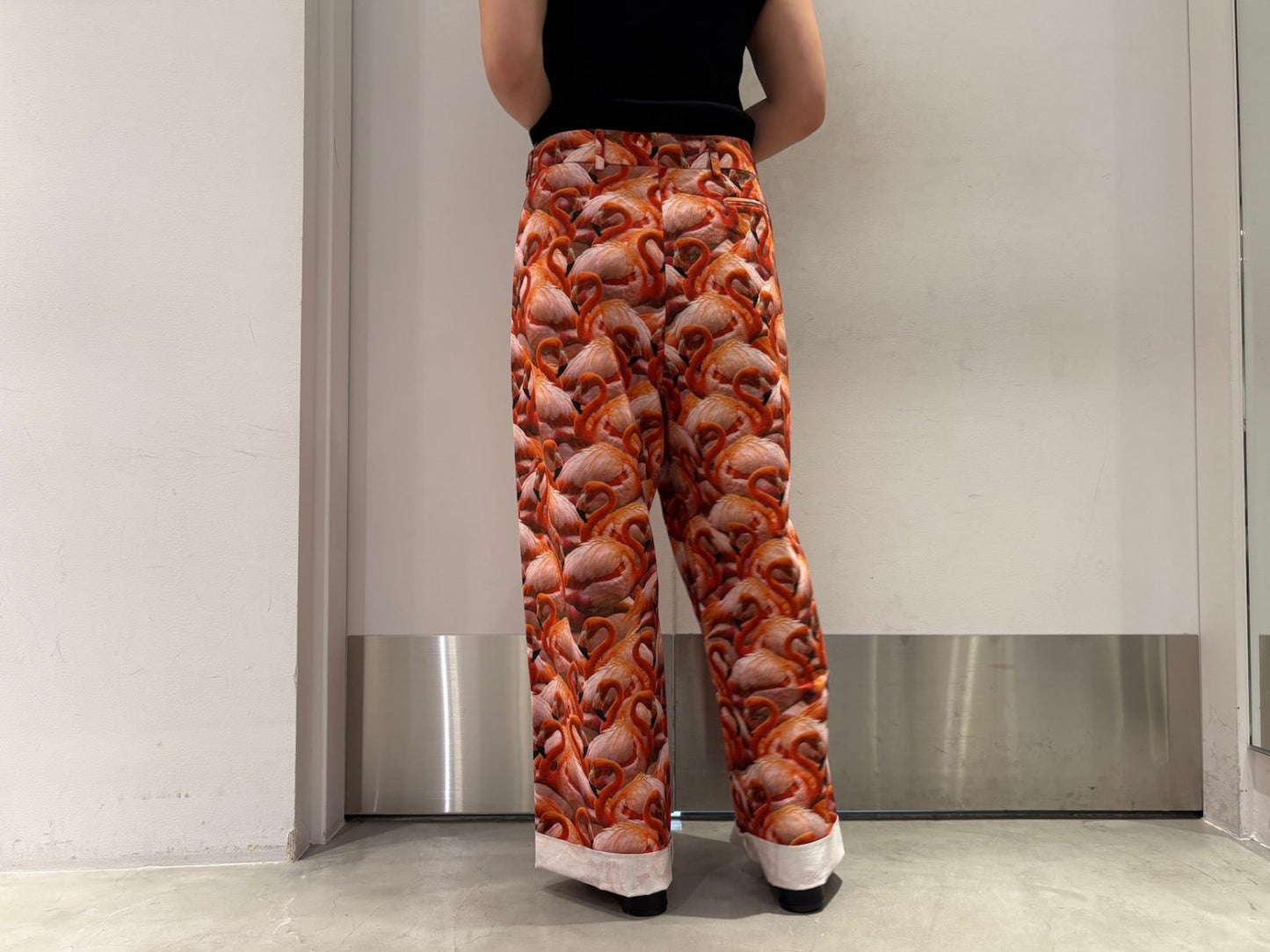 フラミンゴ柄タックワイドパンツ【25SS】