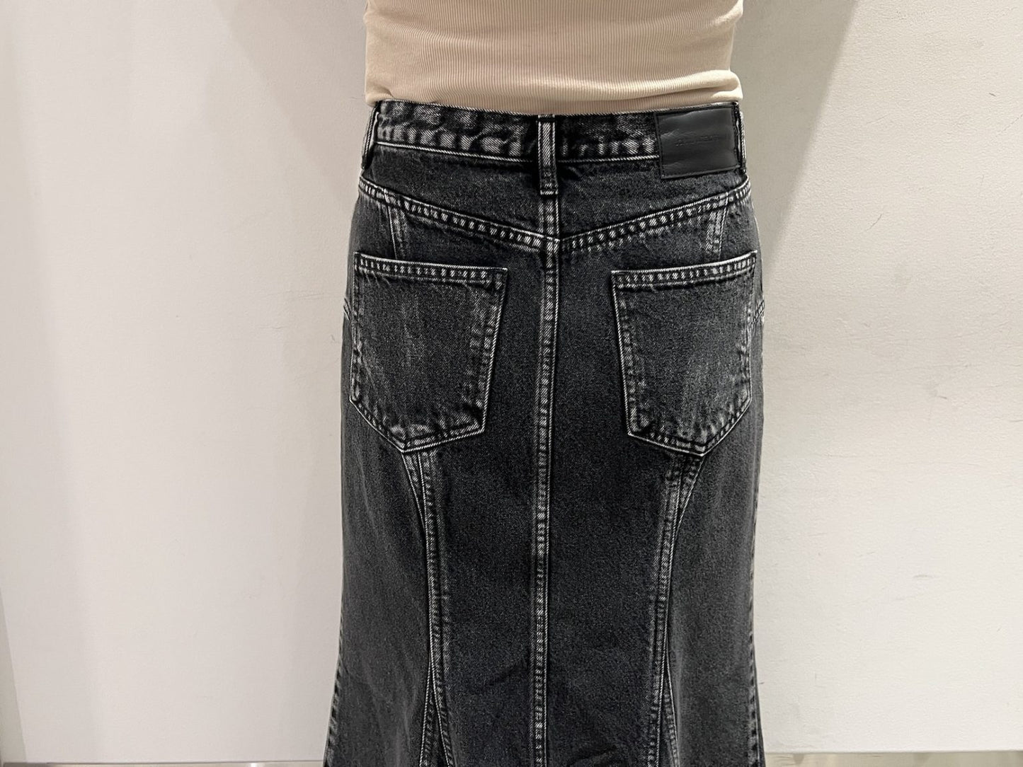 WASHED DENIM MERMAID LINE SKIRT【25AW】