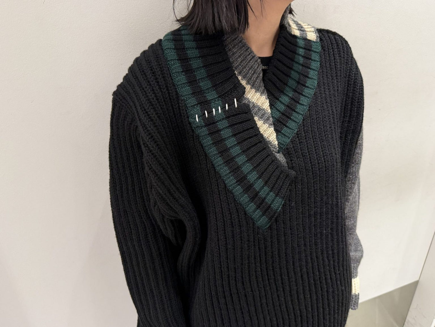切替Vネックニット(BEACON)【25AW】