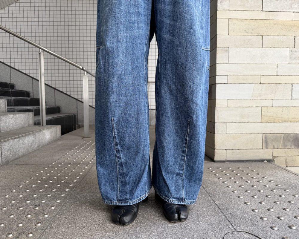 デニムパンツ