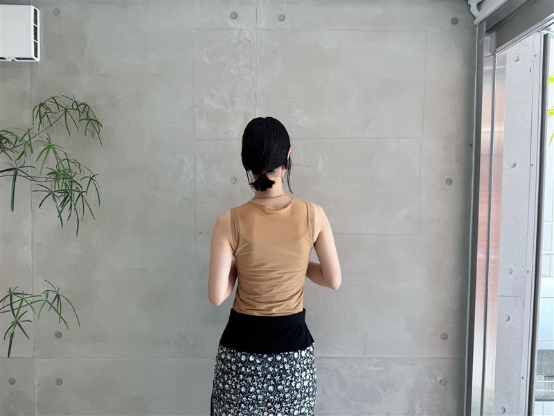 スリーブレストップス【25SS】