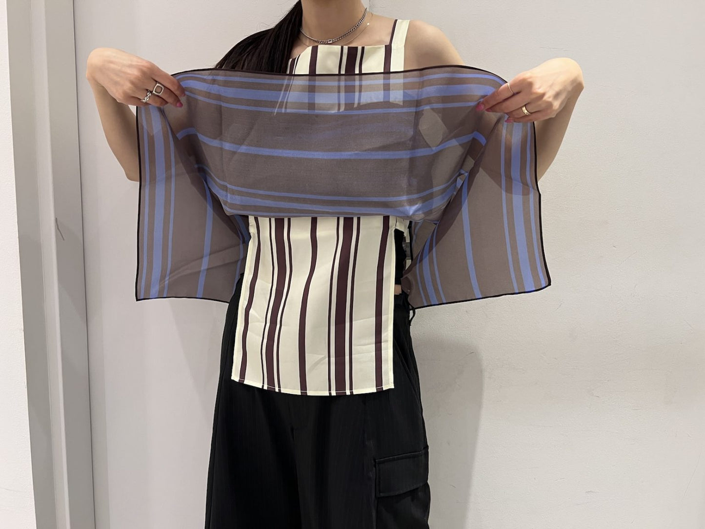 ストライプ柄レイヤードトップス