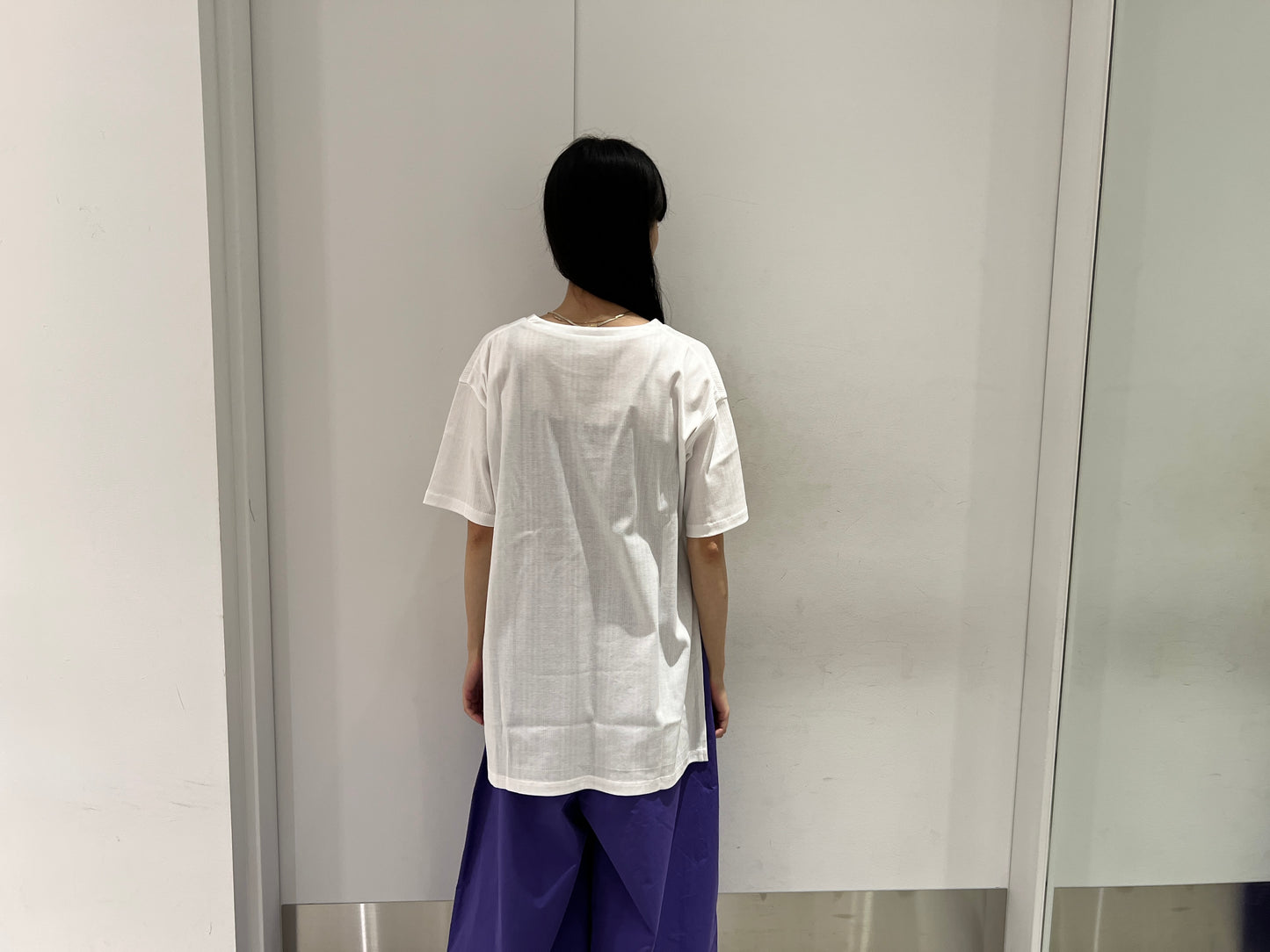 NEEDLE CUT Tシャツ