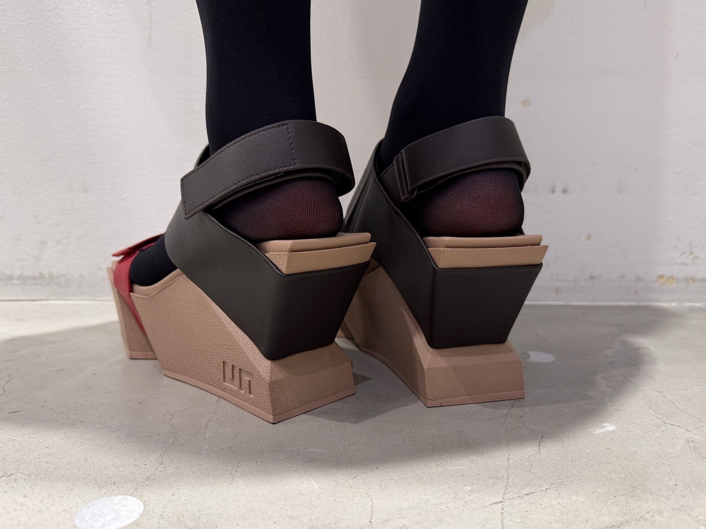 Brutt Sandal