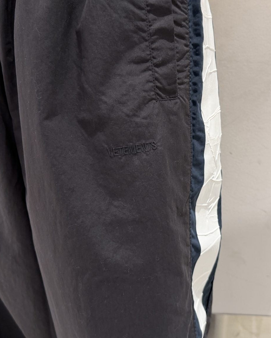 TAPED TRACKSUIT PANTS(UNISEX)