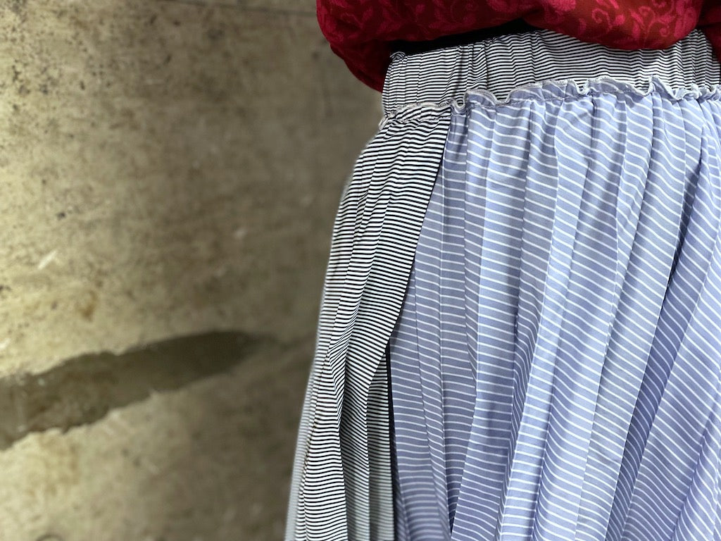 mult stripe sunpleated skirt【25SS】