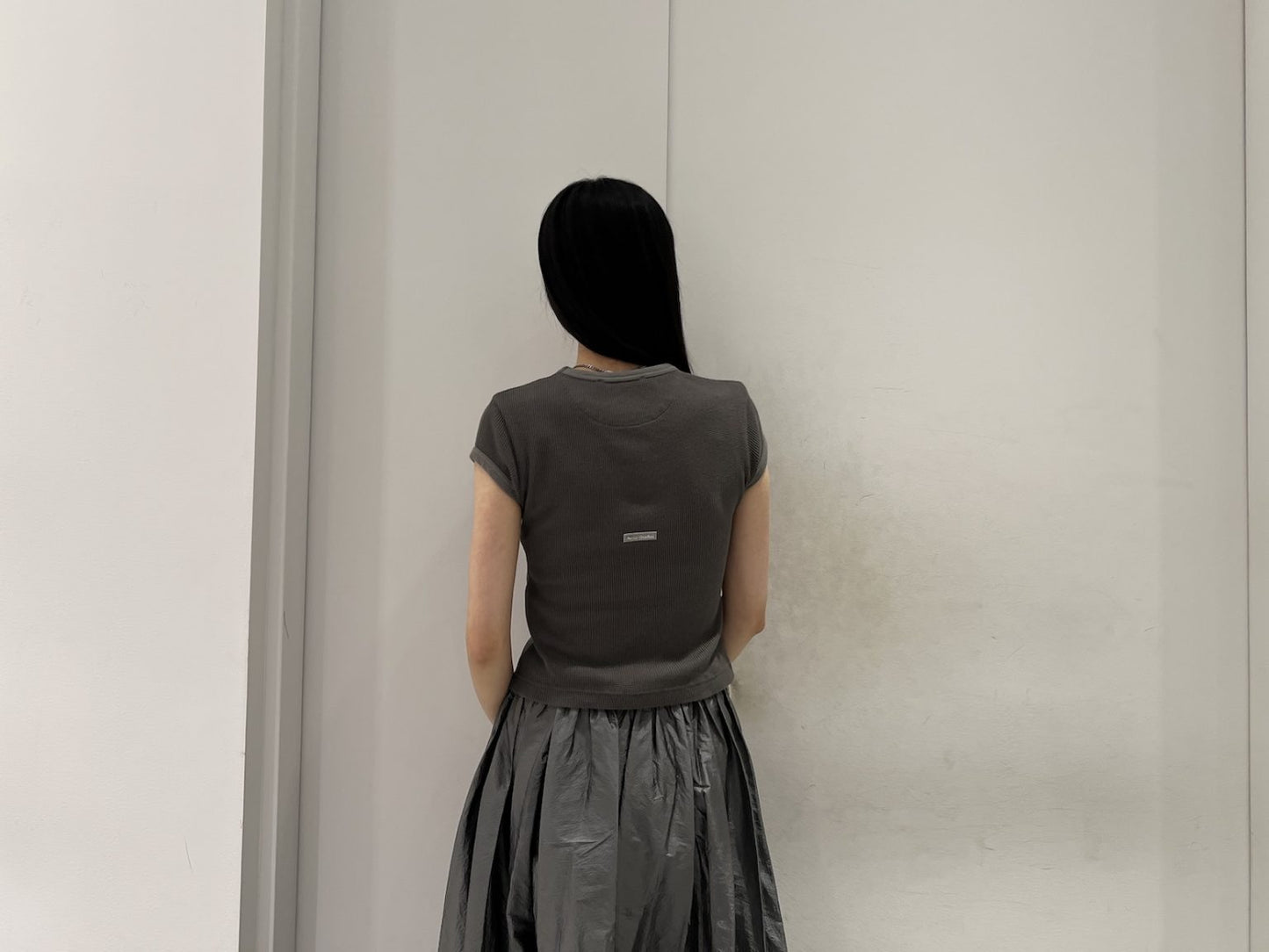 クルーネックフィットTシャツ