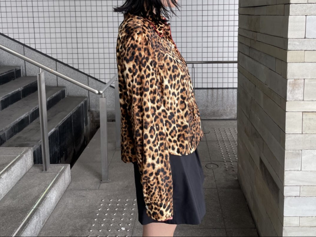 レオパードシャツ