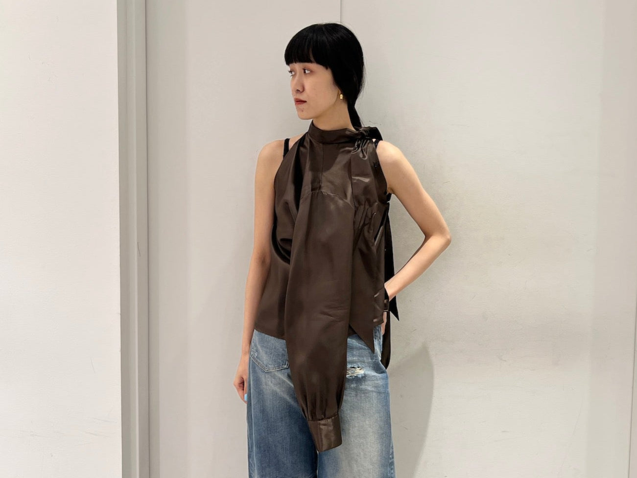 ツイストボウシャツ