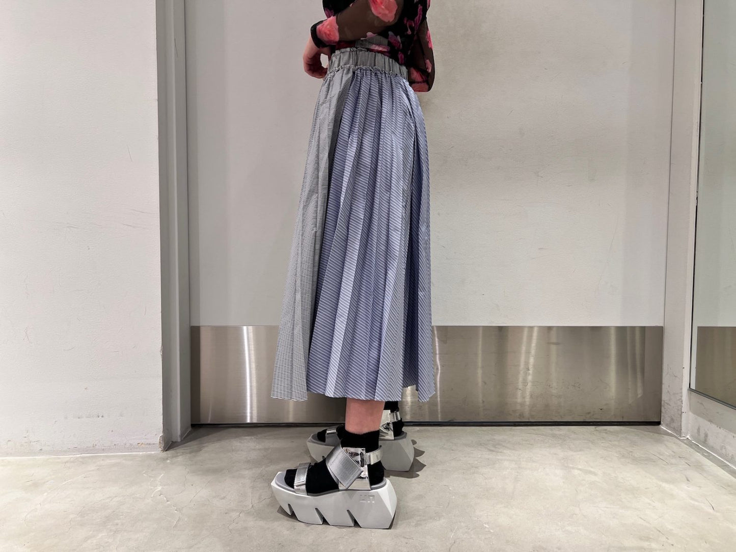 mult stripe sunpleated skirt【25SS】