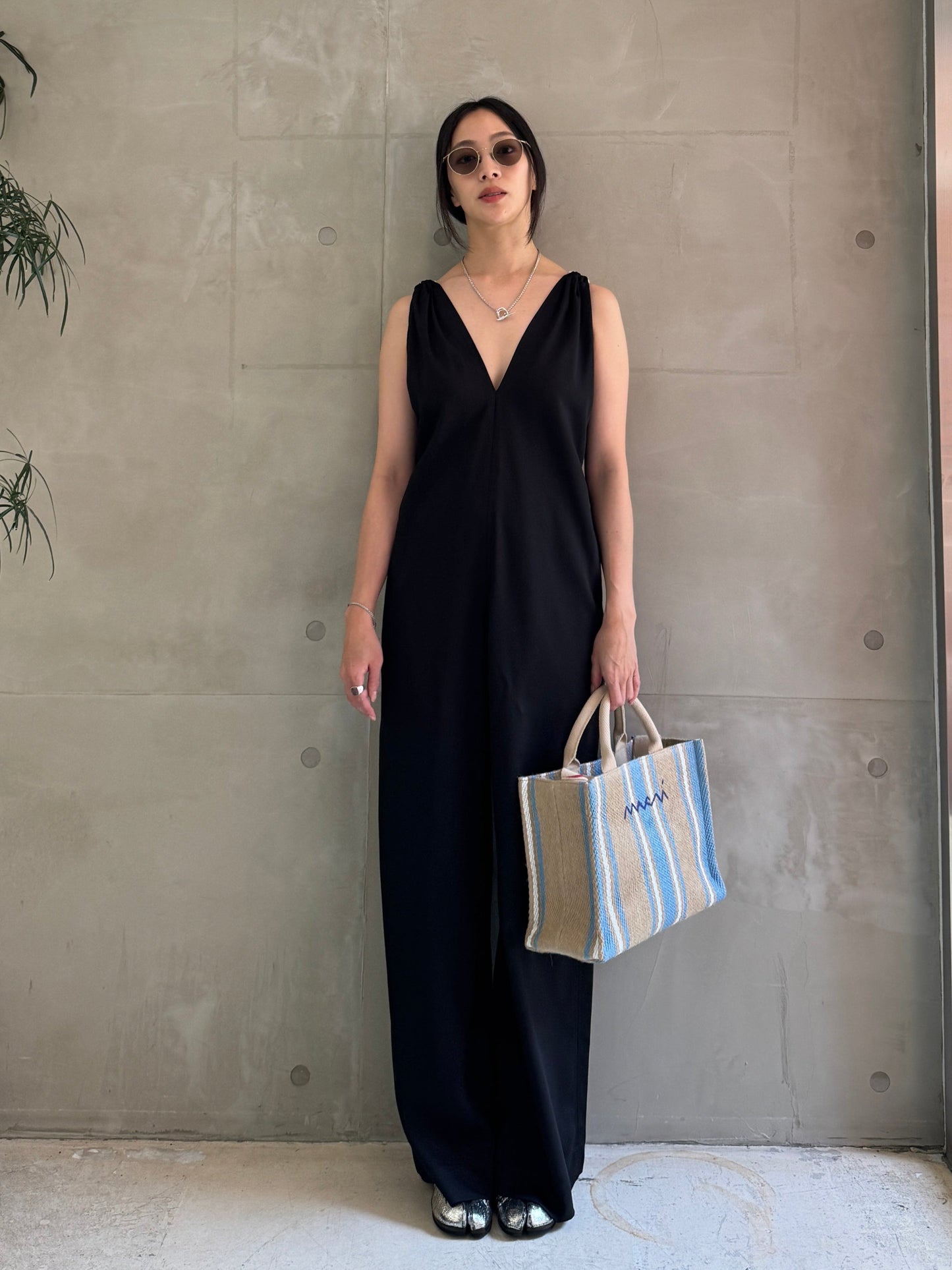 V-NECK JUMPSUIT【25SS】