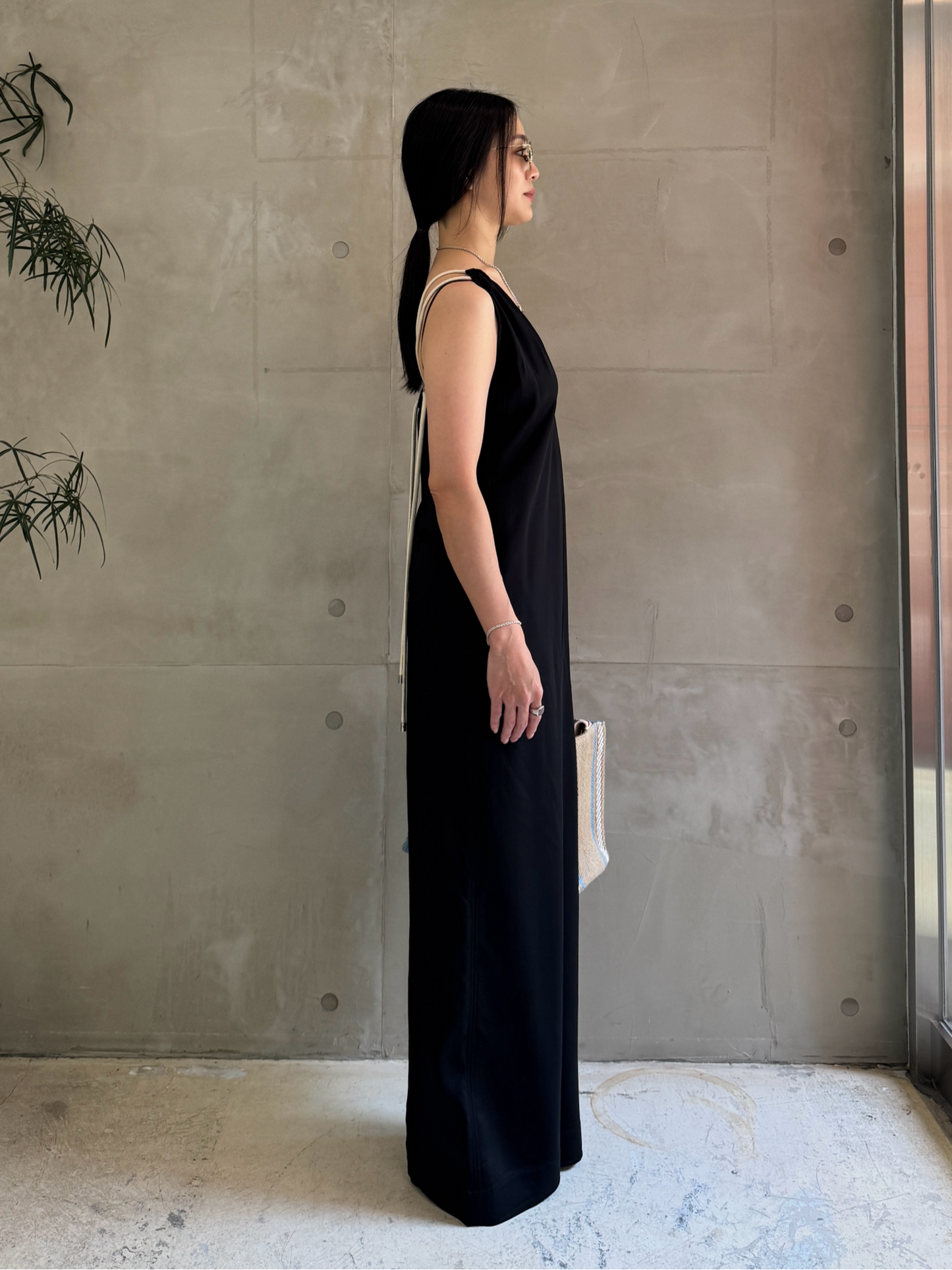 V-NECK JUMPSUIT【25SS】