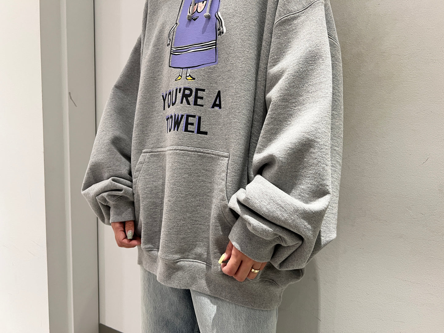 YOU‘RE A TOWEL OVERSIZED HOODIE