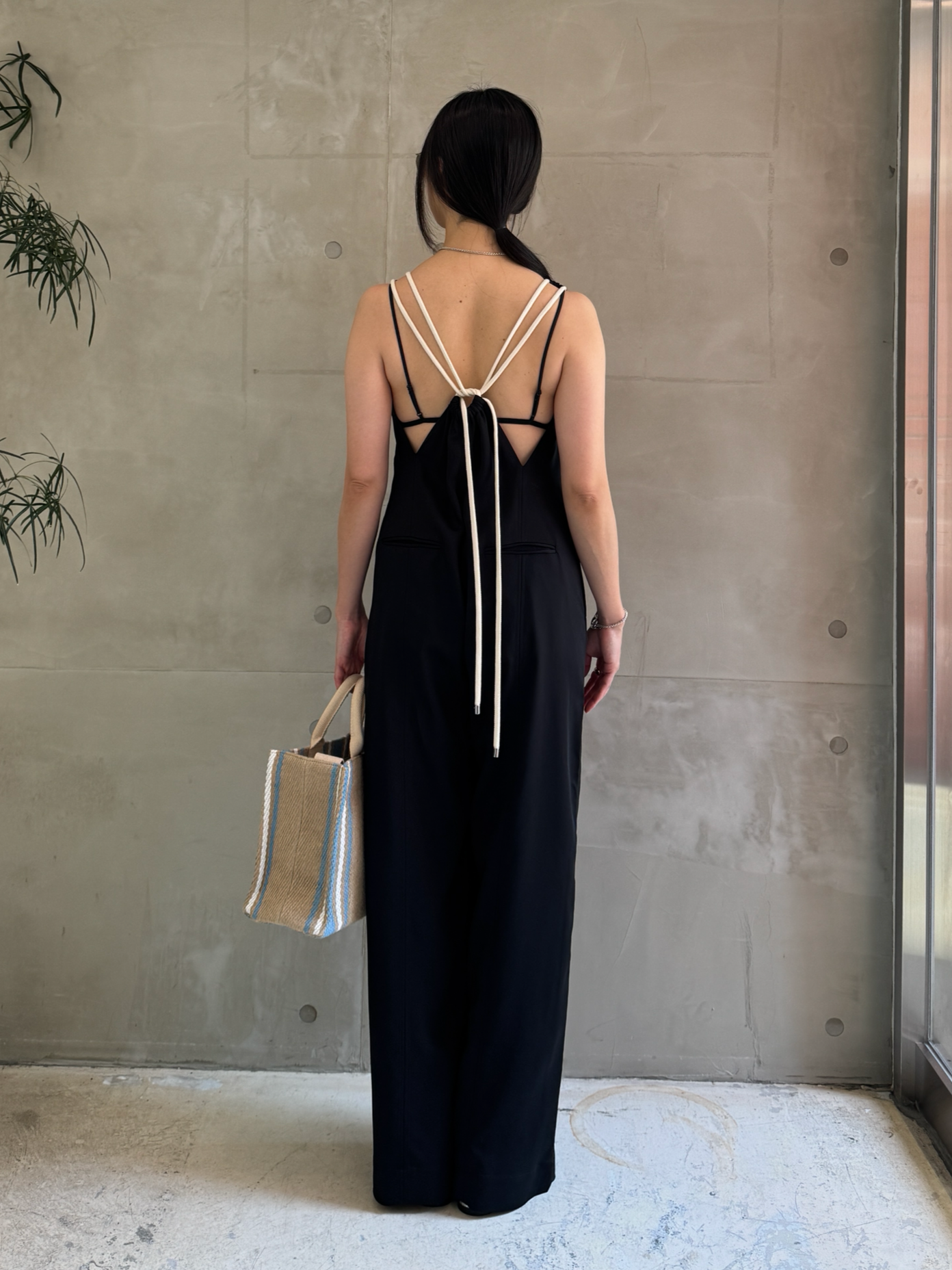 V-NECK JUMPSUIT【25SS】