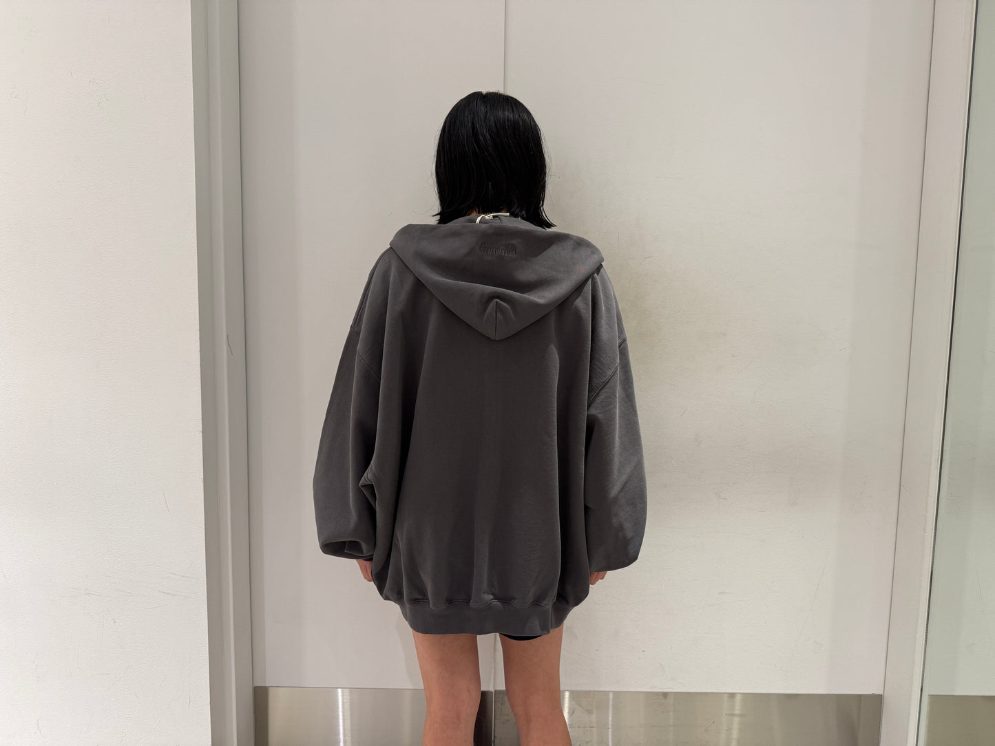 LOGO OVERSIZED ZIP-UP HOODIE【25AW】