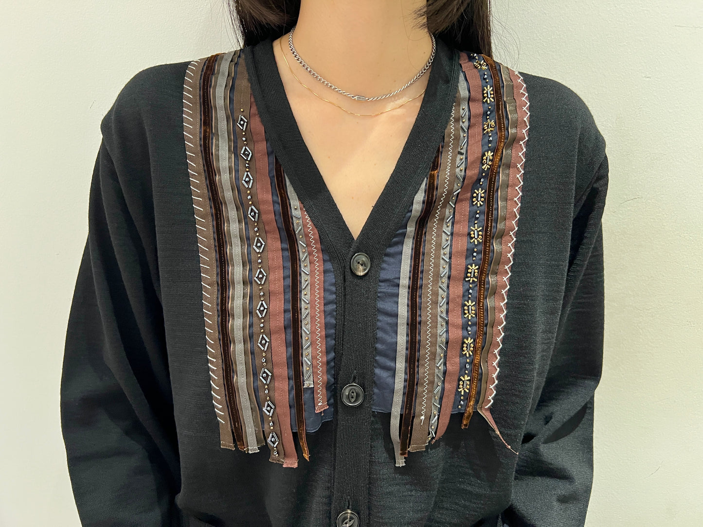 Vネックカーディガン(MEN)【25AW】