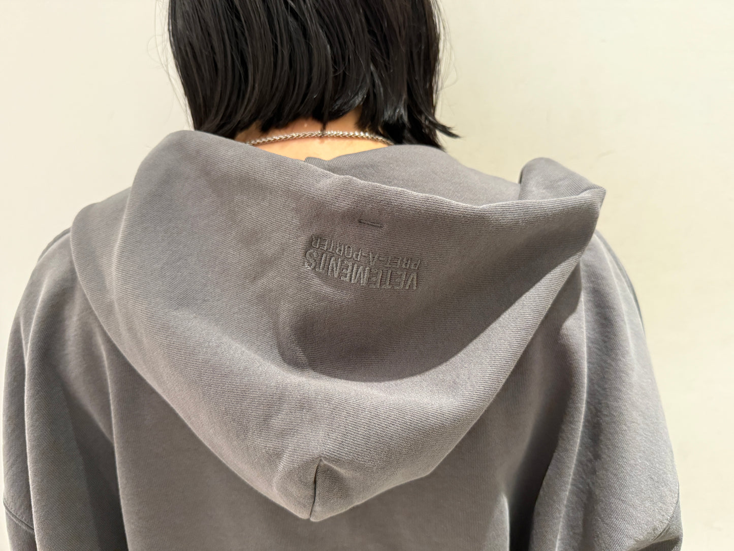 LOGO OVERSIZED ZIP-UP HOODIE【25AW】