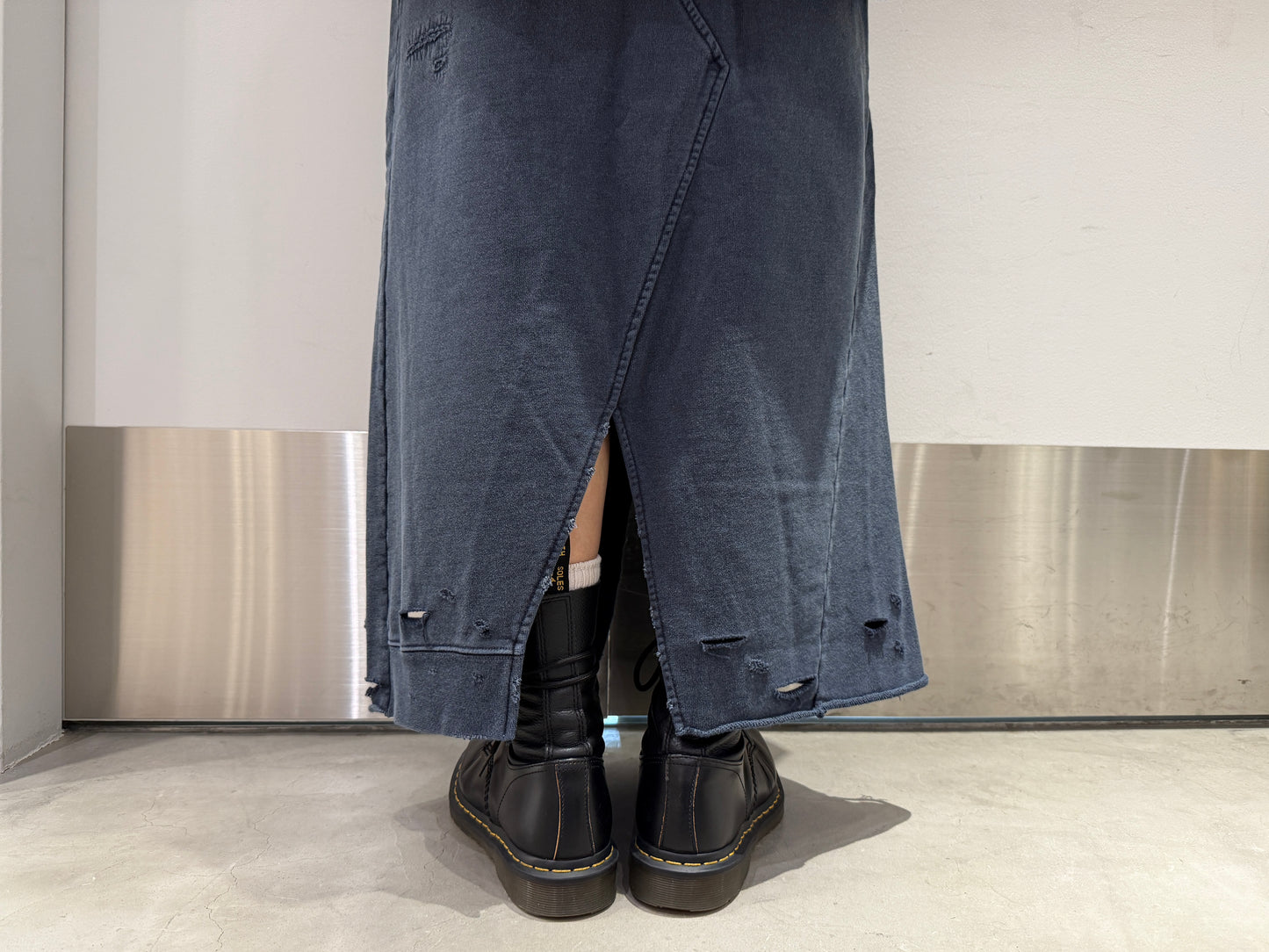 ダメージスウェットスカート【25AW】