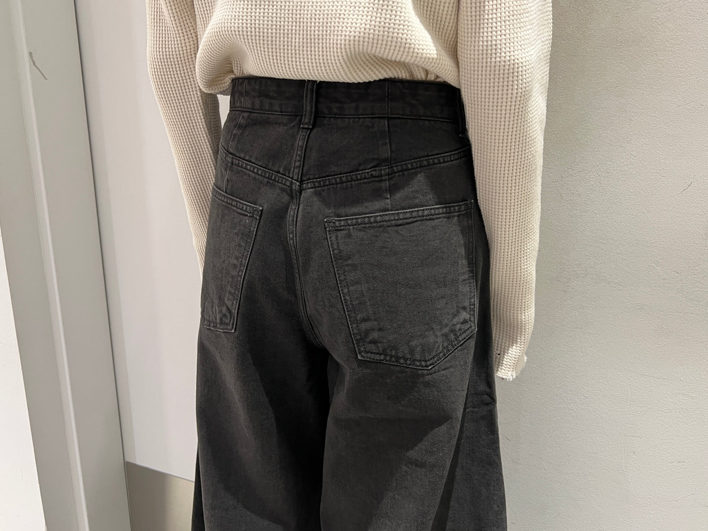 カーブデニムパンツ【25AW】