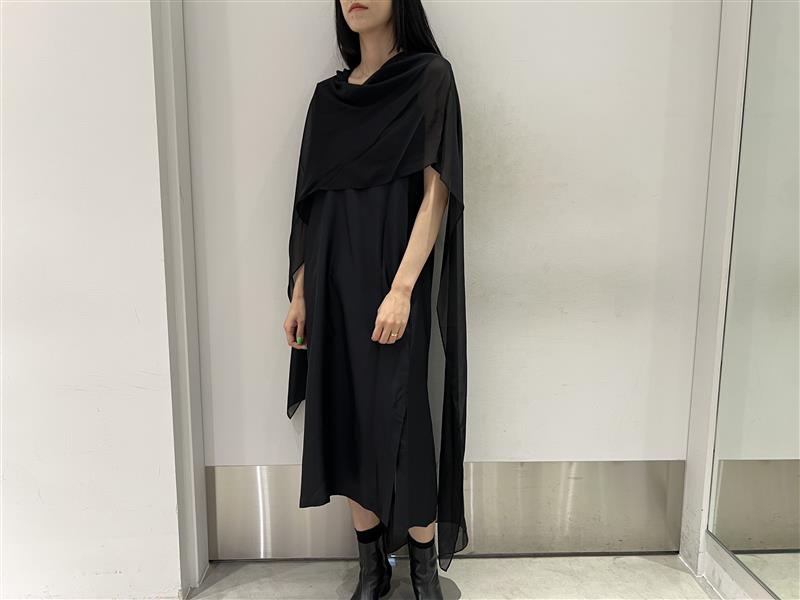 Vネックレイヤードドレス【25AW】
