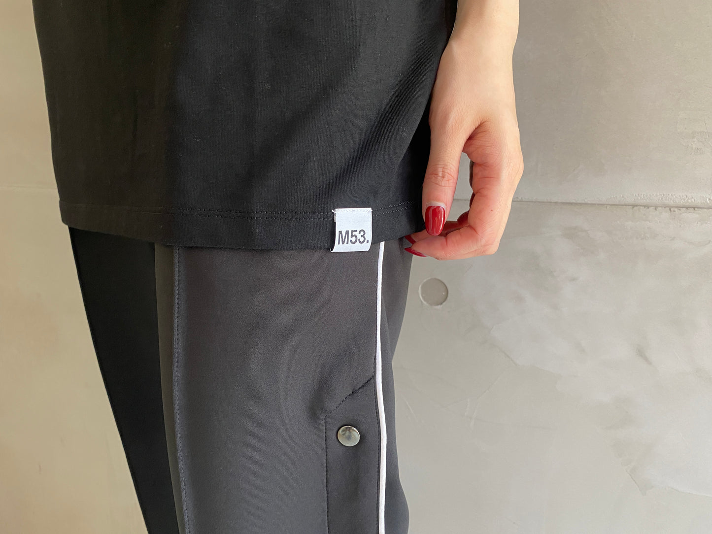 APRIL T-SHIRT【25SS】