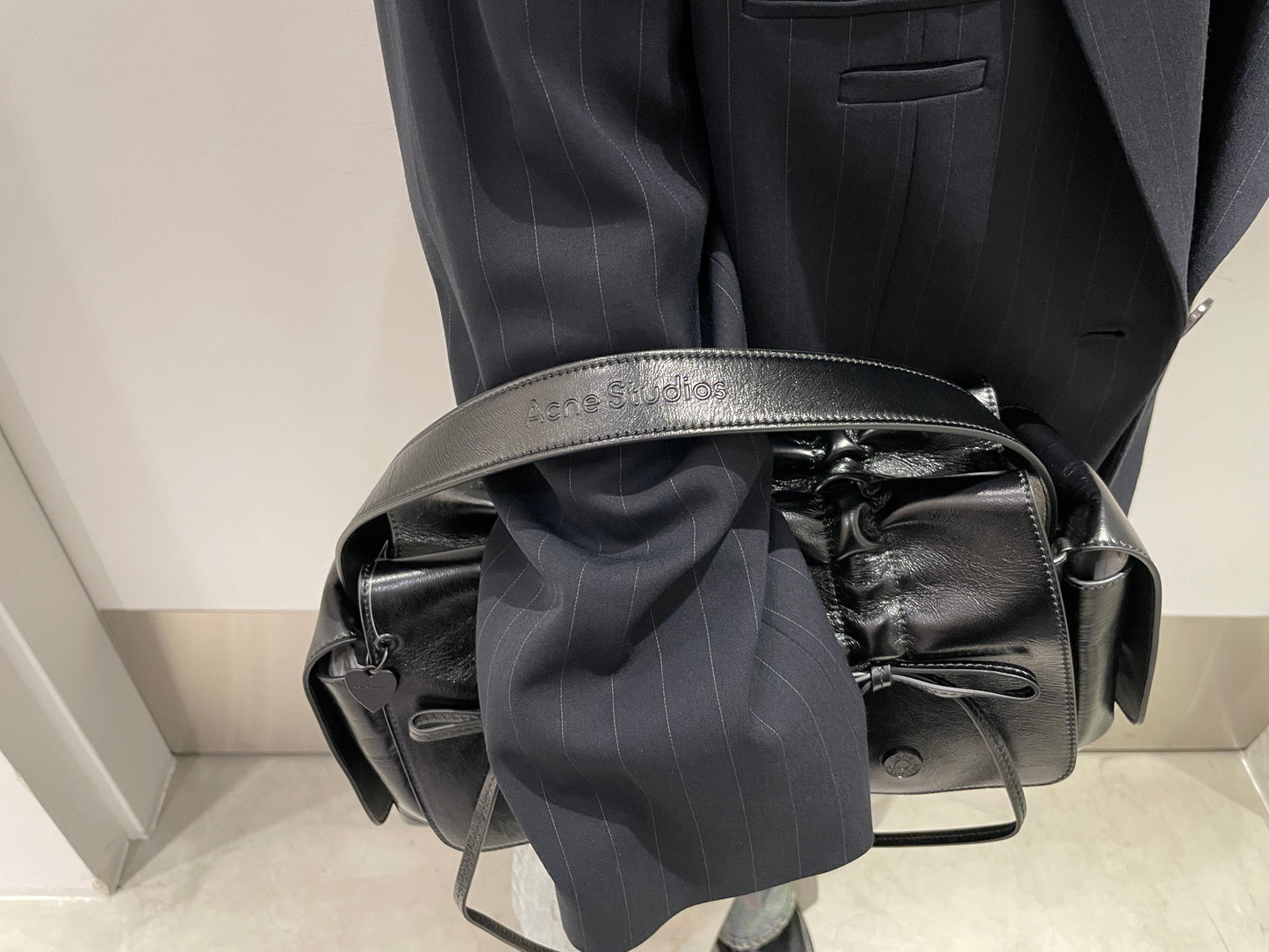 マルチポケットバッグ