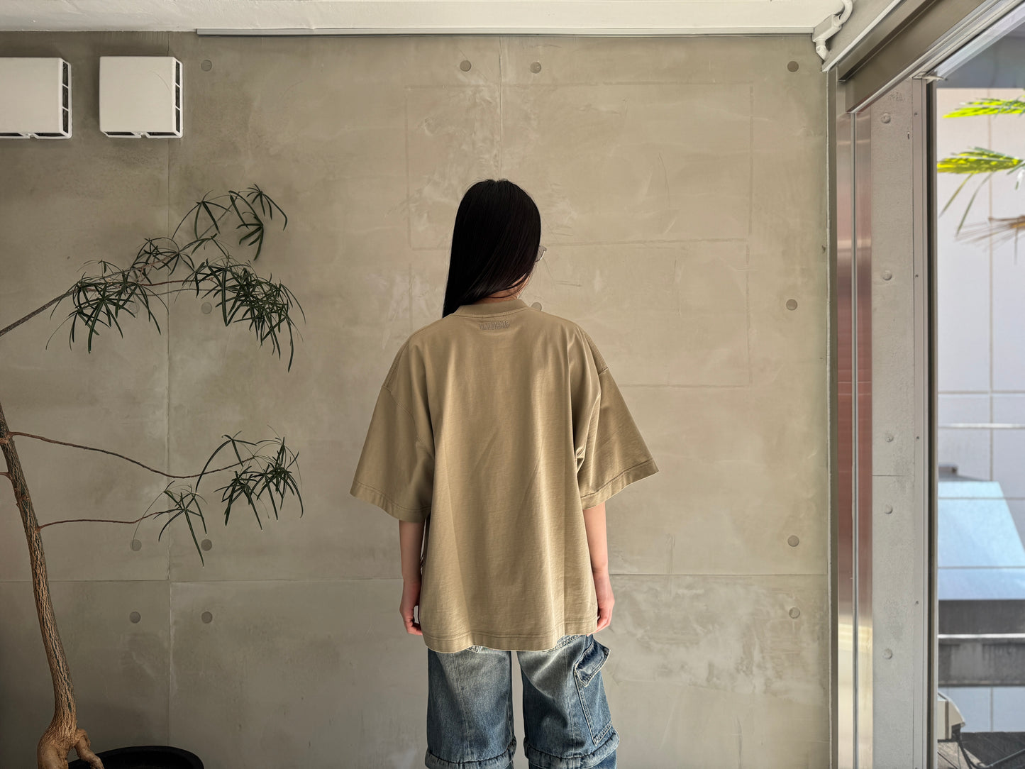 OVAL LOGO CROPPED BOXY T-SHIRT