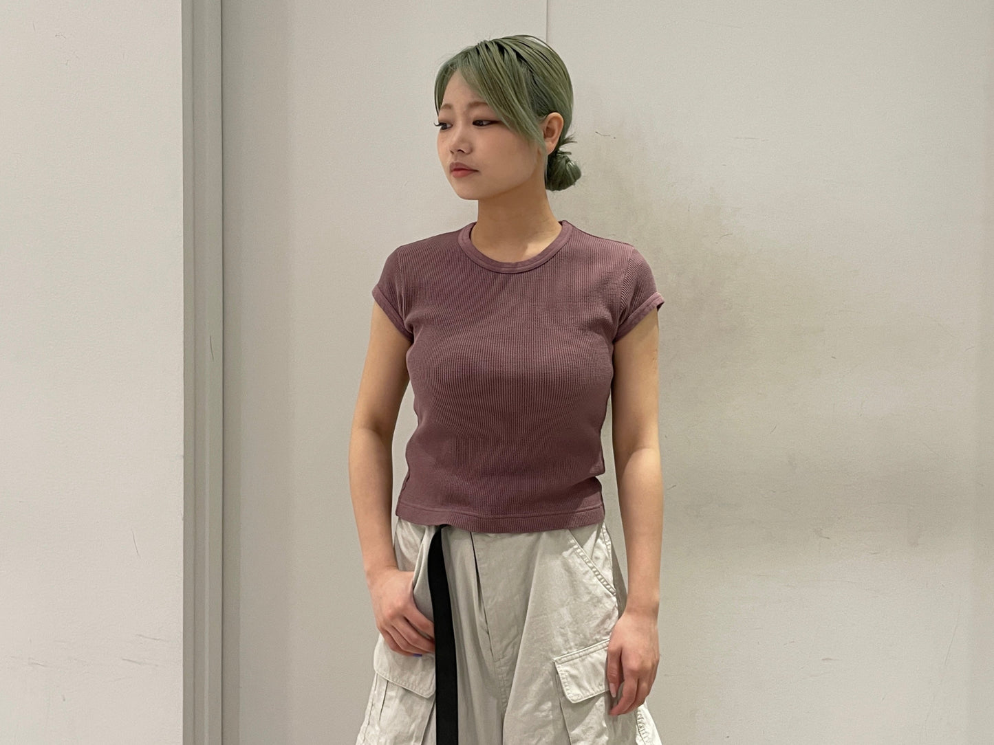 クルーネックフィットTシャツ