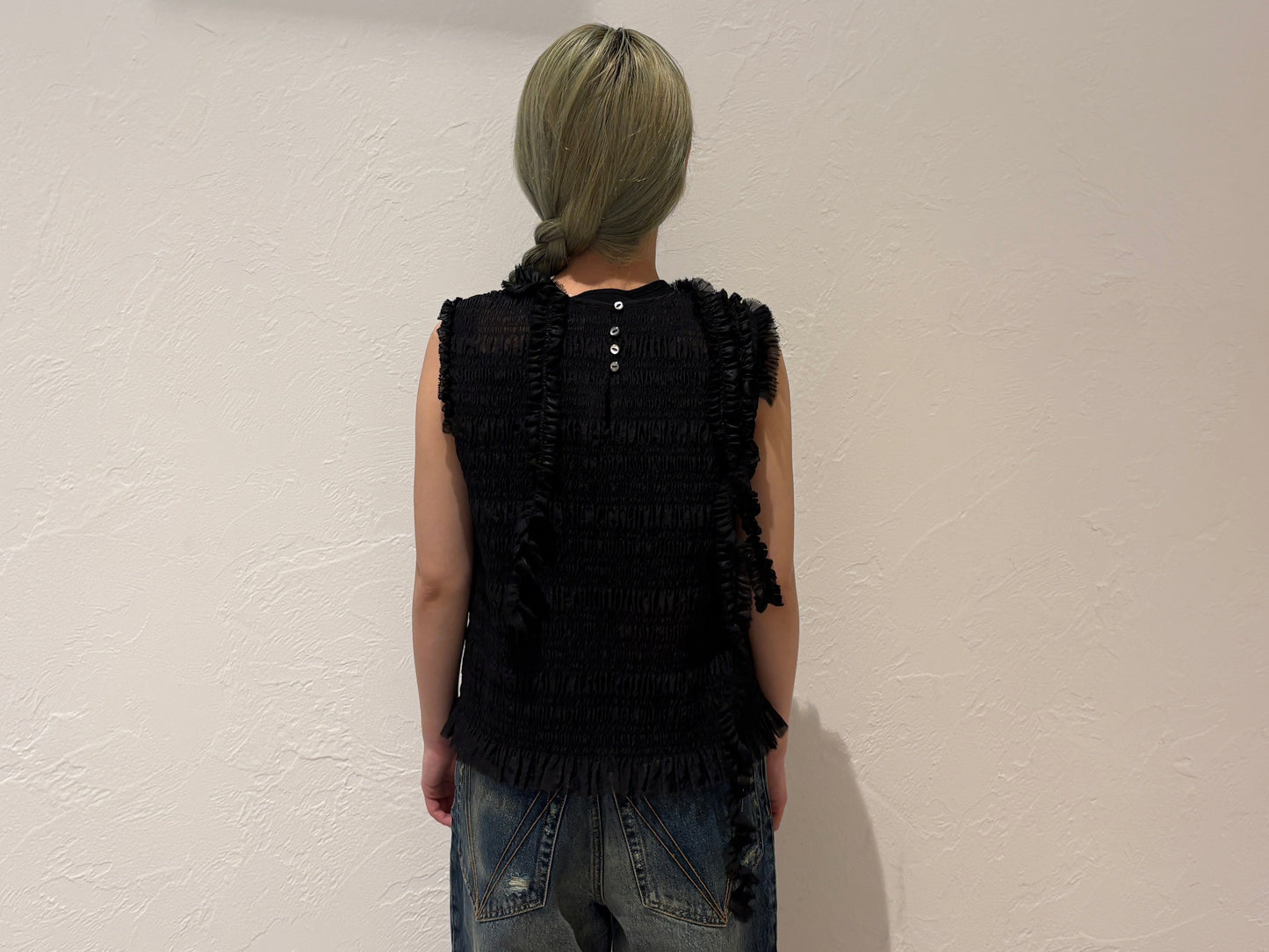 PLEATED SLEEVELESS TOP【25SS】