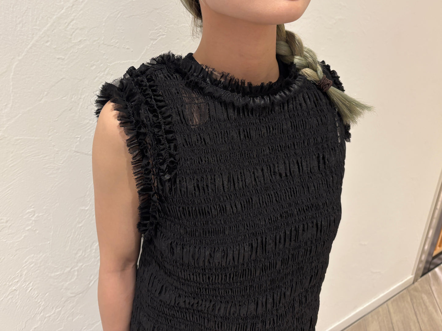 PLEATED SLEEVELESS TOP【25SS】