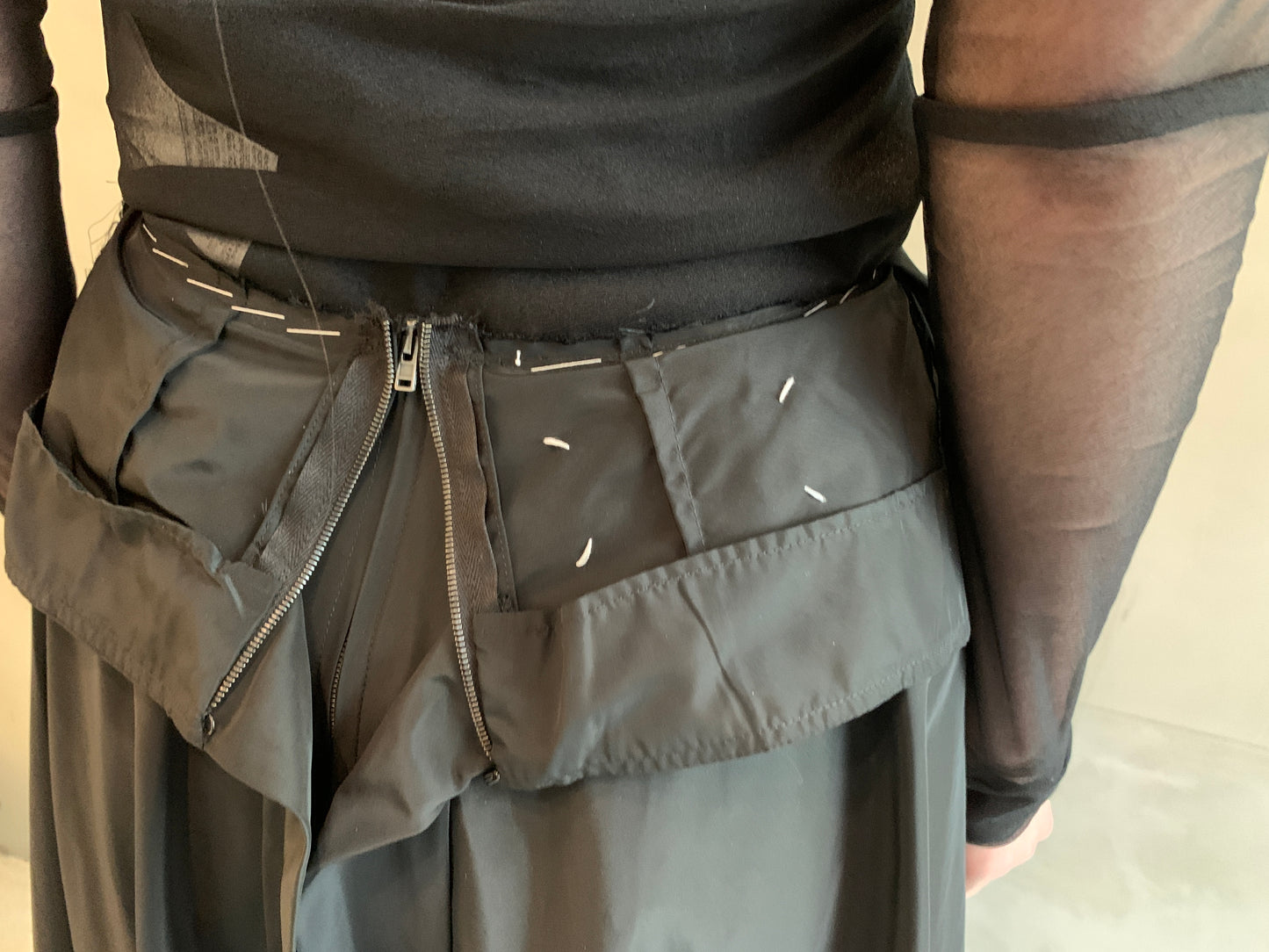 フレアミディスカート