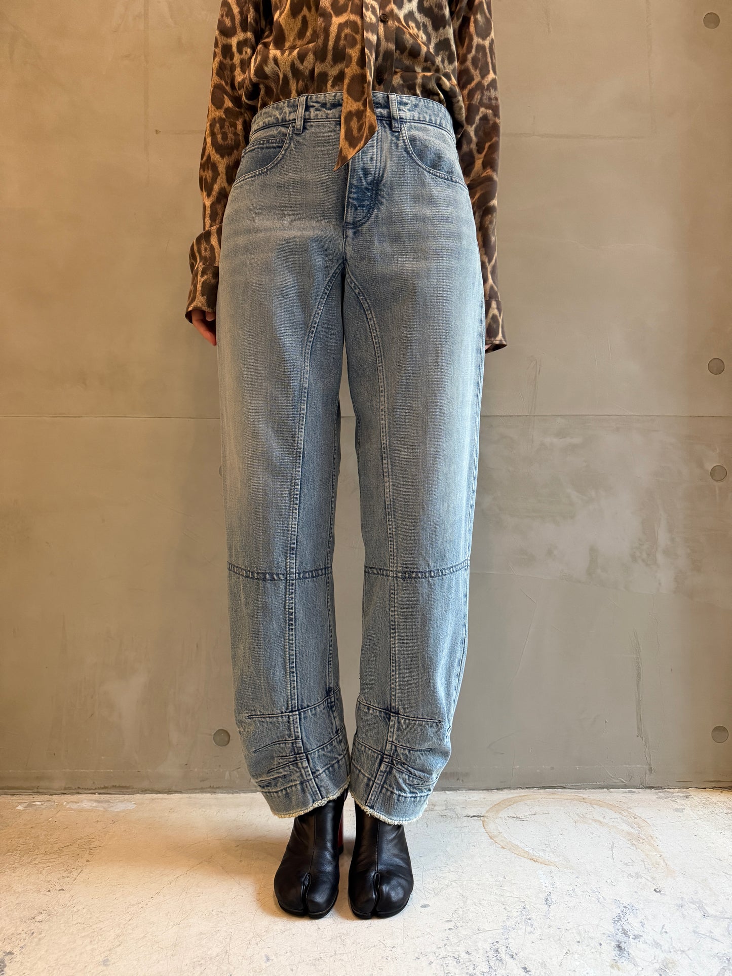 ルーズレッグデニムパンツ【25SS】