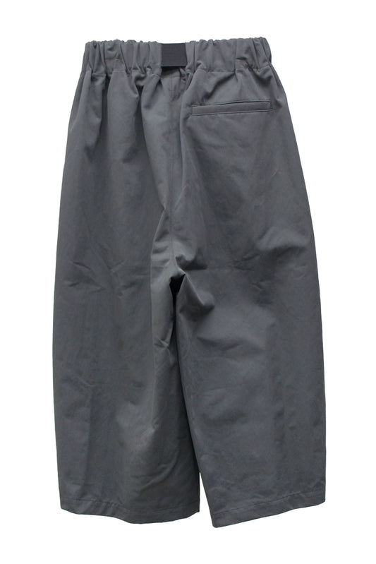 ベルテッドハーフパンツ